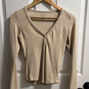 American Eagle Outfitters Beige Long Sleeve Tee